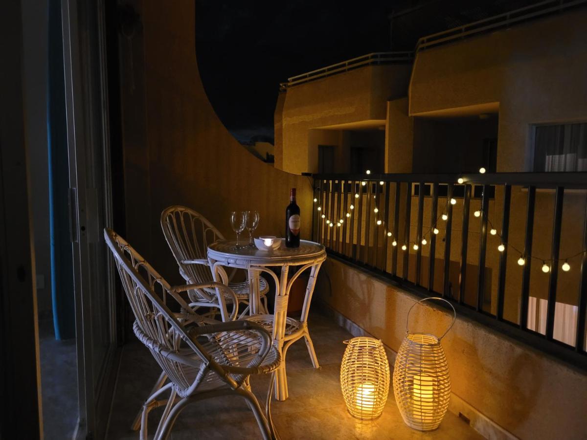 Gold Oasis Apartment Ελ Μέντανο Εξωτερικό φωτογραφία